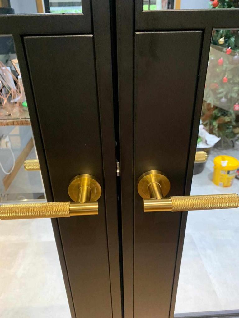 handles for steel doors